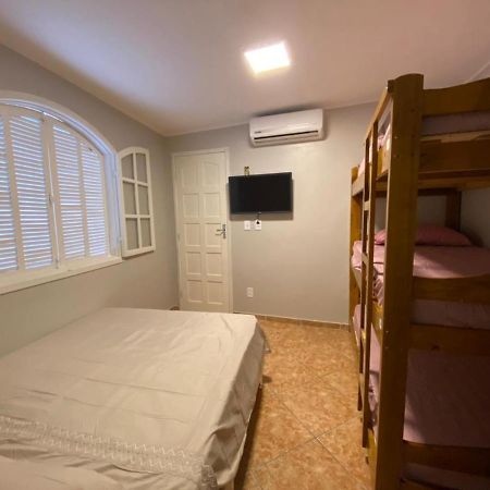 הוילה Casa Com Piscina Em אריאל דו קאבו מראה חיצוני תמונה