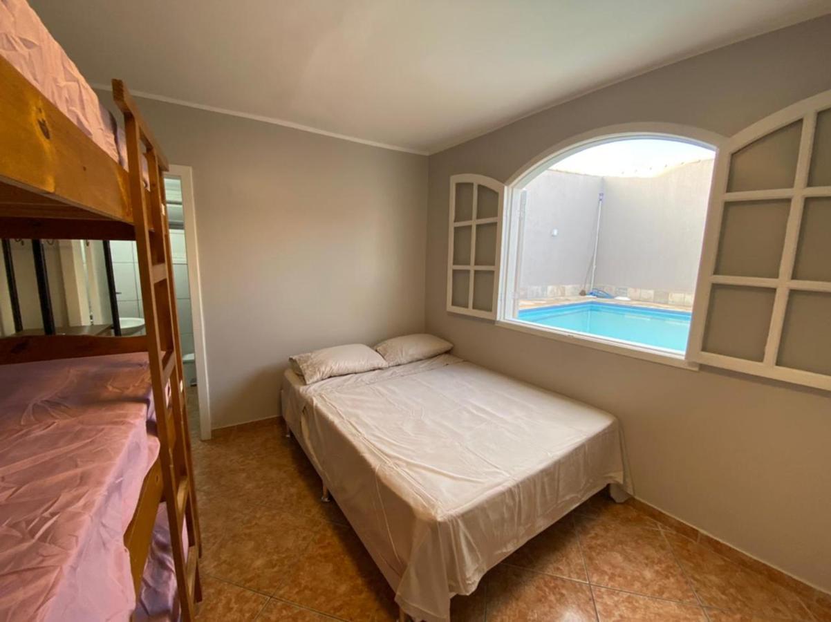 הוילה Casa Com Piscina Em אריאל דו קאבו מראה חיצוני תמונה