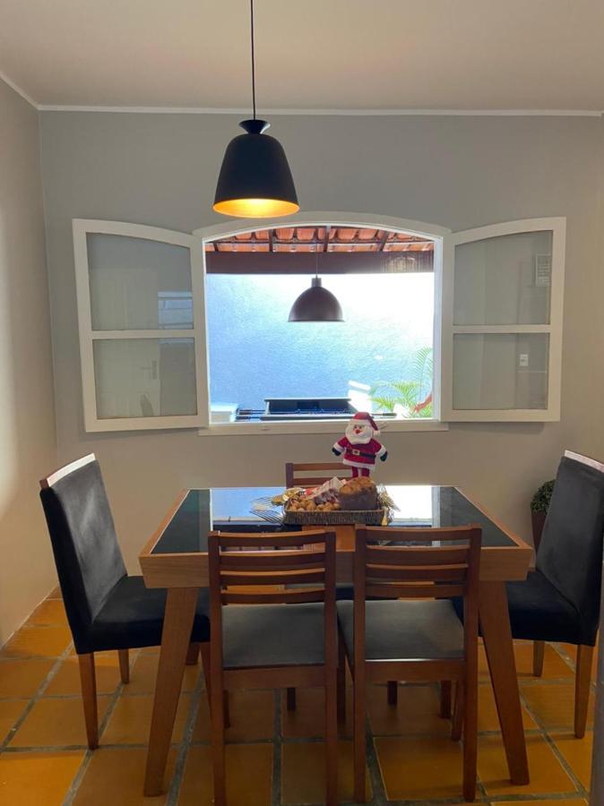 הוילה Casa Com Piscina Em אריאל דו קאבו מראה חיצוני תמונה