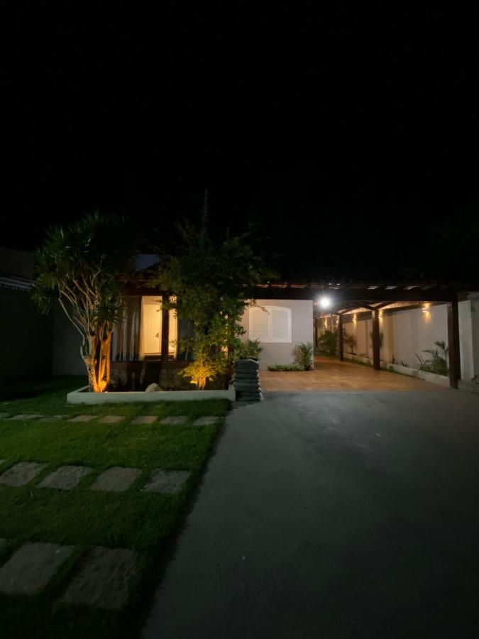 הוילה Casa Com Piscina Em אריאל דו קאבו מראה חיצוני תמונה